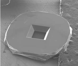 SiN Membrane Window 200um, 200nm, 0.10mm Pack of 10 with Nitride Etched Away