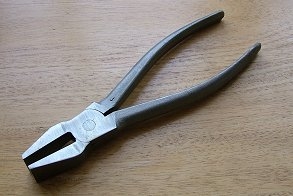 SPI Supplies Brand Glass Breaking Pliers for Glass 5 or 6 mm Thick