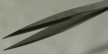Dumont Dumoxel Style #00 Tweezer, High Precision Tips, Antimagnetic Stainless Steel, 110 mm